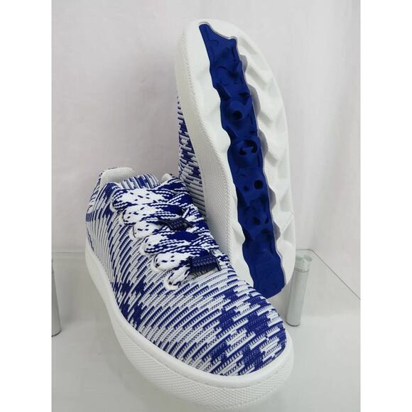 $ 900 NIB BURBERRY BOX BLUE CHECK CANVAS LOGO PLATFORM SNEAKERS 9.5 US 42.5 IT - Picture 1 of 12